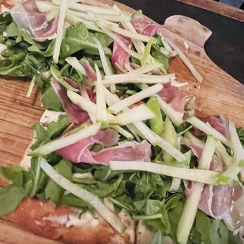 Perfect Pig - Flat bread - Breakfast & Brunch Near Me - Santa Rosa Beach, Florida