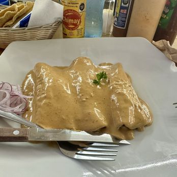 Mariscos Ocho Tostadas - Crab enchiladas - Seafood Near Me - Puerto Vallarta, JAL