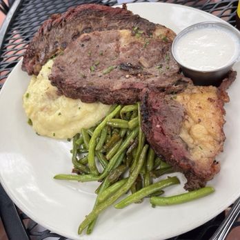 The Suburban - Prime Rib - American Near Me - Leavenworth, Kansas