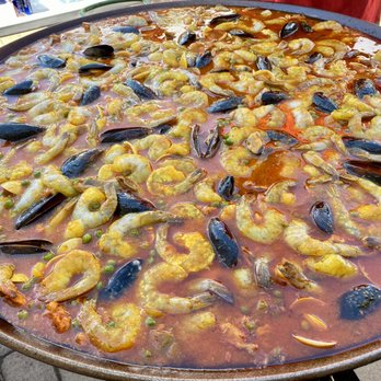 The Paella Man - Look at all that seafood! - Spanish Near Me The Paella Man - Look at all that seafood! - Spanish Near Me