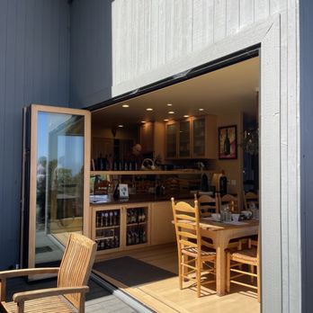 Halleck Vineyard - Tasting Room - Wine Tasting Room Near Me - Sebastopol, California Halleck Vineyard - Tasting Room - Wine Tasting Room Near Me - Sebastopol, California
