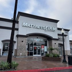Mattress Firm Outlet - Inglewood