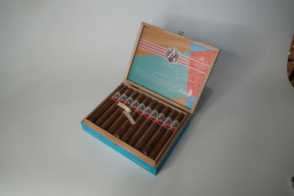 CDM Cigars by null