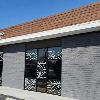 Valley Strong Credit Union - Valley Strong Visalia Branch Exterior - Banks & Credit Unions Near Me - Visalia, California Valley Strong Credit Union - Valley Strong Visalia Branch Exterior - Banks & Credit Unions Near Me - Visalia, California