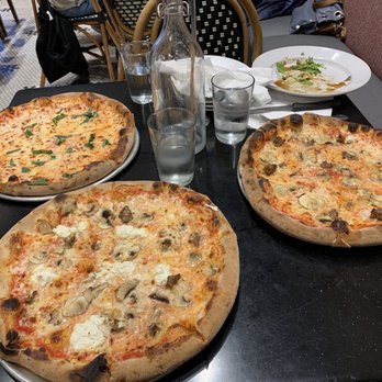 I Tre Mori - The Roberta - Pizza Near Me - Indianapolis, Indiana