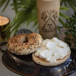 FLUID Coffee Roasters - Toasted Bagel