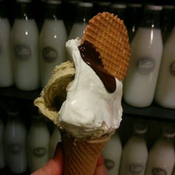 Come Il Latte - Pistacchio, arachide, e cioccolato - Gelato Near Me - Rome, RM