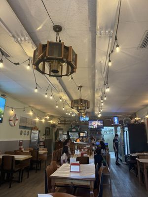 Cajun Crawfish Stop by null