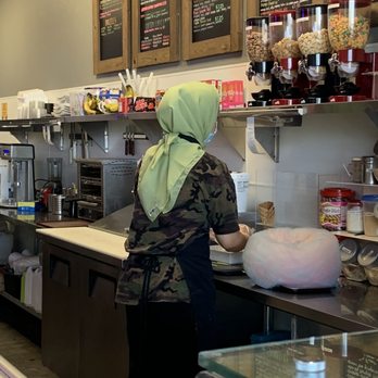 Creamberry - The process... - Desserts Near Me - Las Vegas, Nevada