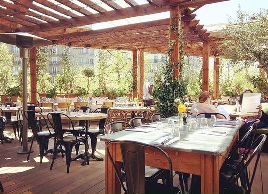 Auteuil Brasserie by null