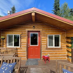Tundra Rose Guest Cottages
