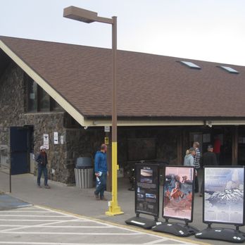 Arnott's Lodging and Adventures - Mauna Kea Visitor Information Station (VIS) - Hostels Near Me - Hilo, Hawaii
