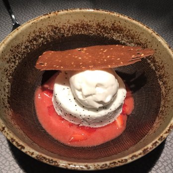 Umami - Strawberry soup with dragon fruit soufflé and ice cream - French Near Me - Strasbourg, 67 Umami - Strawberry soup with dragon fruit soufflé and ice cream - French Near Me - Strasbourg, 67