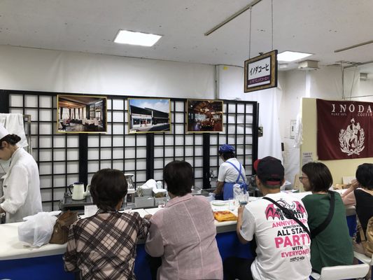 パレットくもじデパートリウボウ 102 Photos Department Stores 久茂地1 1 1 那覇市 沖縄県 Japan Phone Number Yelp