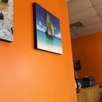 Somsri Thai Cuisine - Thai Near Me - Winfield, Illinois