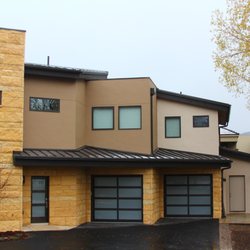 Bailey's Garage Doors & More - Northwest Door Modern Classic