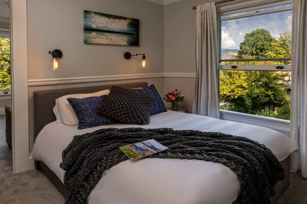 Inn at the Gorge by null