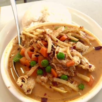 Thai Gourmet - Red curry with chicken - Thai Near Me - Pittsburgh, Pennsylvania Thai Gourmet - Red curry with chicken - Thai Near Me - Pittsburgh, Pennsylvania