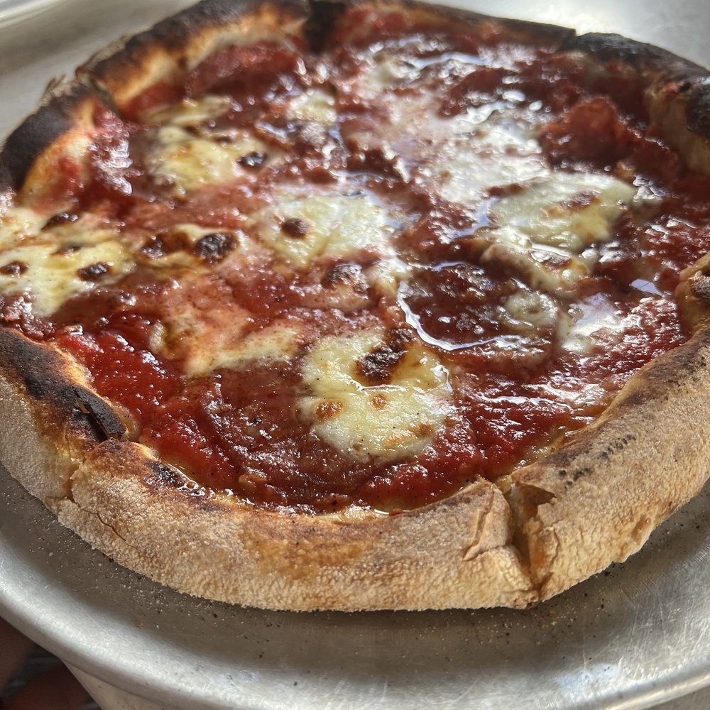 The Laundrette - Bee sting - good - Pizza Near Me - Narrowsburg, New York The Laundrette - Bee sting - good - Pizza Near Me - Narrowsburg, New York