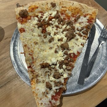 Lazy Moon - Pizza Near Me - Maitland, Florida Lazy Moon - Pizza Near Me - Maitland, Florida