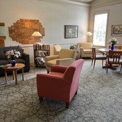 Israel Family Hospice House - Front sitting area