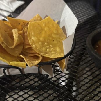 Florez Bar & Grill - Chips and salsa - Mexican Near Me - Sacramento, California