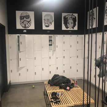 BOOMBOX Boxing Club - Locker room with my stuff sprayed everywhere. Blame me and not them. - Boxing Near Me - Washington, DC, District of Columbia