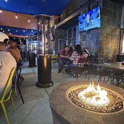 La Casa Del Mariachi - December 80 degrees well perfect
