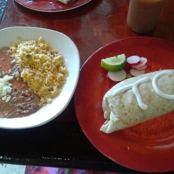 Tacos El Cunao - Burrito Mediano w/ a side of rice & beans. - Mexican Near Me - Chattanooga, Tennessee Tacos El Cunao - Burrito Mediano w/ a side of rice & beans. - Mexican Near Me - Chattanooga, Tennessee