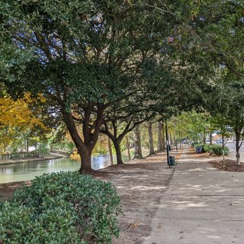 Central Park - Walkway - Parks Near Me - Virginia Beach, Virginia Central Park - Walkway - Parks Near Me - Virginia Beach, Virginia