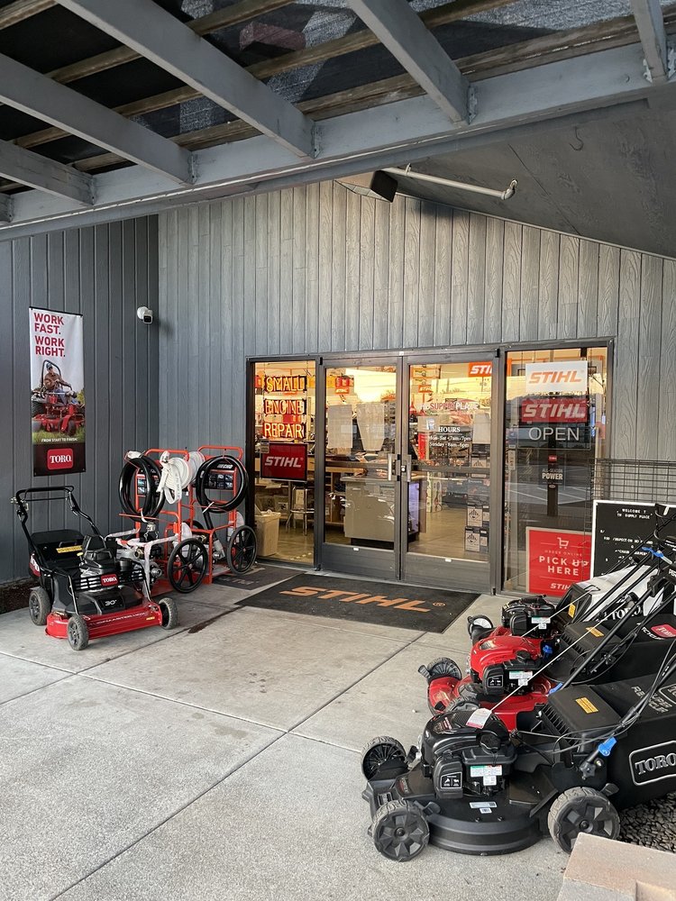 GARRETT ACE HARDWARE WINDSOR Updated July 2024 16 Photos & 37