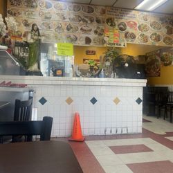 Carnitas Michoacanas - Inside