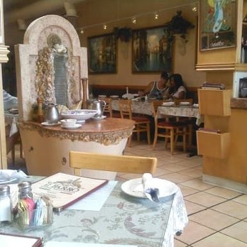Il Farro - inside there's a fountain. I washed my hands... oooops... you're not supposed to... Sorreeeee!!! - Italian Near Me - Newport Beach, California Il Farro - inside there's a fountain. I washed my hands... oooops... you're not supposed to... Sorreeeee!!! - Italian Near Me - Newport Beach, California