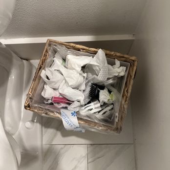 BeachBox Vacation Rentals - Women's products in trash when arrived - Vacation Rentals Near Me - Galveston, Texas