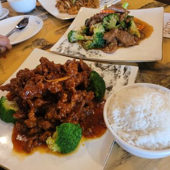 Golden Wok - Orange beef, beef with broccoli,  and shrimp lo mein - Chinese Near Me - Melbourne, Florida