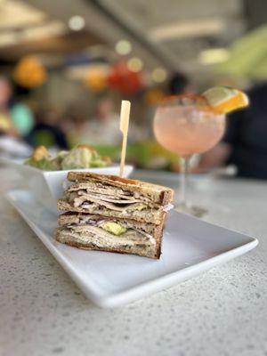 Lulu California Bistro by null