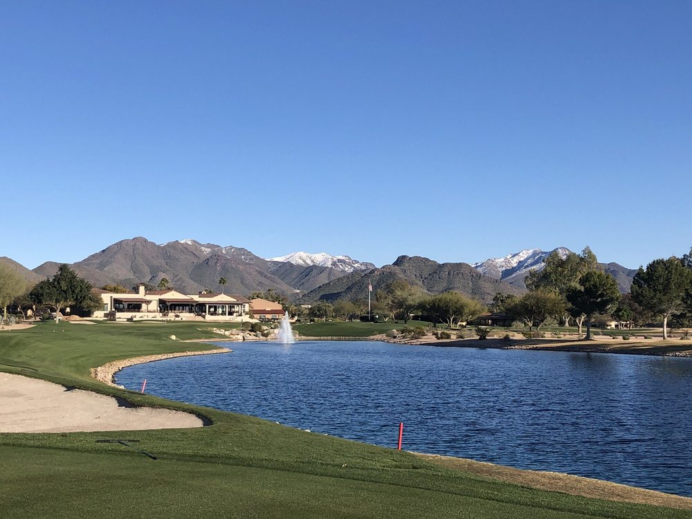 Pinnacle Peak Country Club Logo