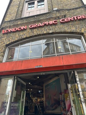 London Graphic Centre by null