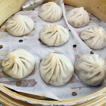 Supreme Dumplings - Supreme Pork Xiao Long Bao (8) - Shanghainese Near Me - Bellevue, Washington
