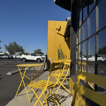 Tamosan Coffee Lounge - Patio - Coffee Roasteries Near Me - Scottsdale, Arizona