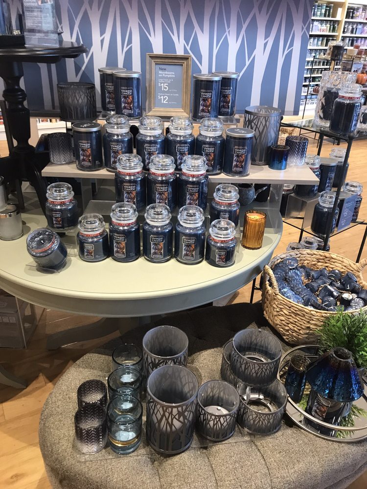 YANKEE CANDLE Updated September 2024 20530 Rand Rd, Deer Park, Illinois Candle Stores