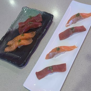 Here Fishy Fishy - Garlic Salmon Sushi* Toro* - Sushi Bars Near Me - Los Angeles, California