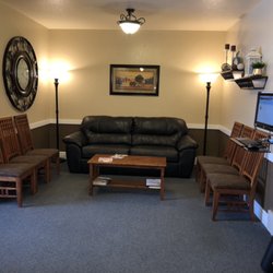 LeFevre Chiropractic - Waiting area