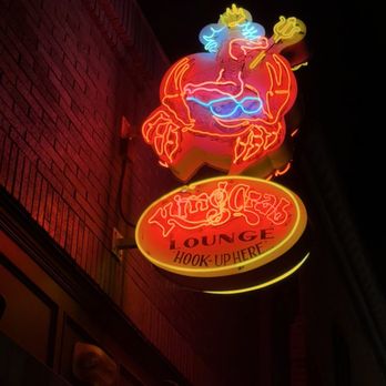 King's Fish House - Carlsbad - Neon sign outside - Seafood Near Me - Carlsbad, California King's Fish House - Carlsbad - Neon sign outside - Seafood Near Me - Carlsbad, California
