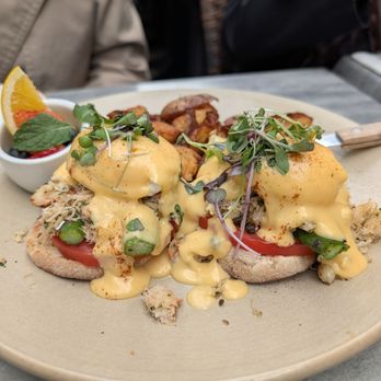 Surisan - Fisherman's Benedict - Korean Near Me - San Francisco, California Surisan - Fisherman's Benedict - Korean Near Me - San Francisco, California