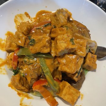 Ginn D Thai Restaurant - Thai Near Me - Bainbridge Island, Washington Ginn D Thai Restaurant - Thai Near Me - Bainbridge Island, Washington