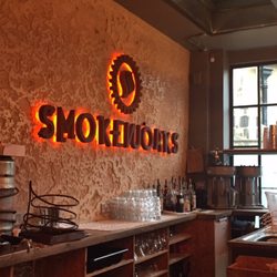 Smokeworks Free School Lane - Great place and great staff!