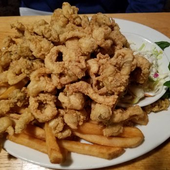 Lobsta Land - sweet and plump mound of clams! - Seafood Near Me - Gloucester, Massachusetts Lobsta Land - sweet and plump mound of clams! - Seafood Near Me - Gloucester, Massachusetts