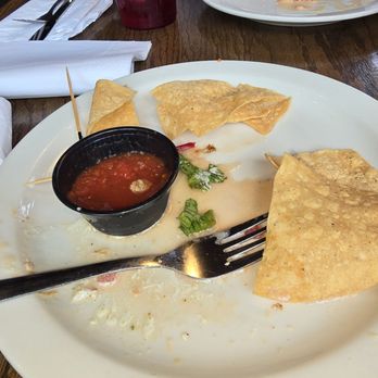 Universal Joint - That is my EMPTY PLATE. Fish Tacos are just WOW! - Burgers Near Me - Clayton, Georgia