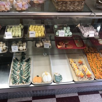 Poupart's Bakery - Bakeries Near Me - Lafayette, Louisiana Poupart's Bakery - Bakeries Near Me - Lafayette, Louisiana